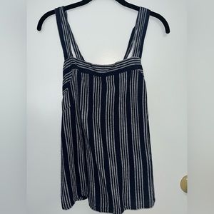 New LOFT Top Cross Back